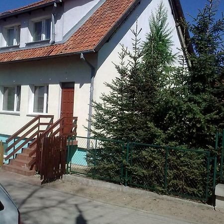 Apartamenty, Pokoje, Noclegi Pracownicze " Skarpa" Wilkasy Esterno foto