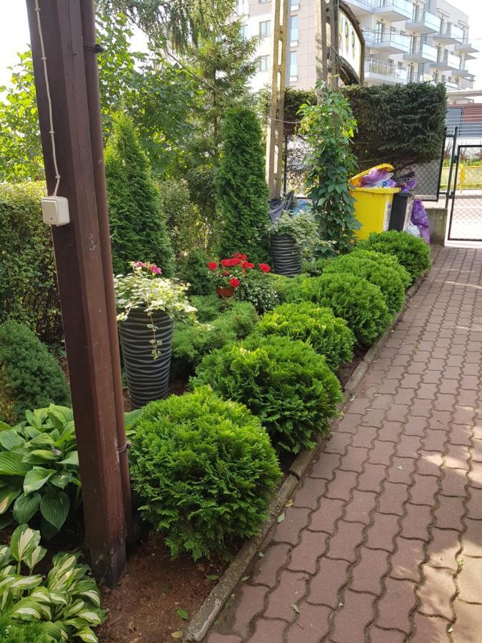 Apartamenty, Pokoje, Noclegi Pracownicze " Skarpa" Wilkasy Esterno foto