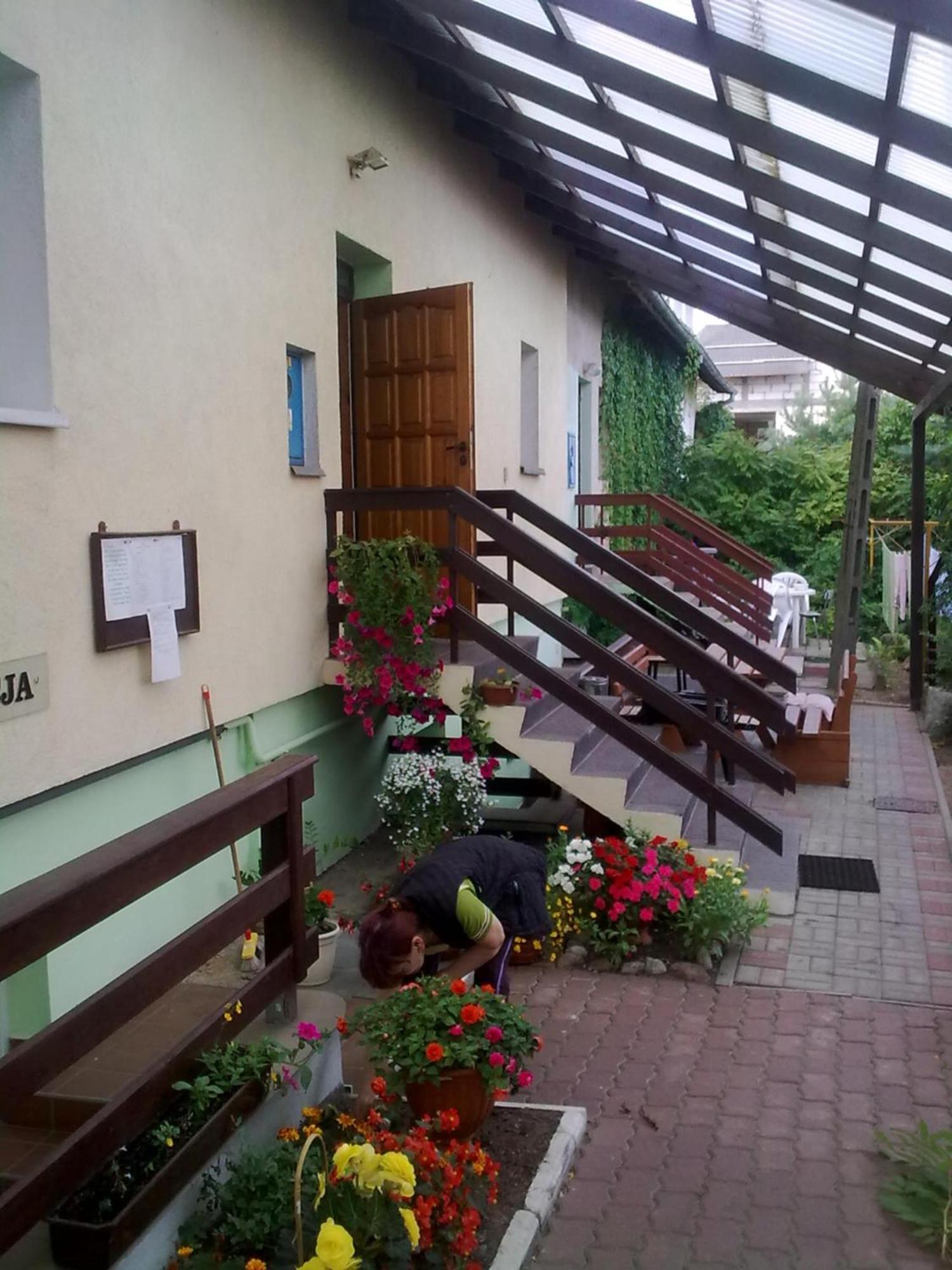Apartamenty, Pokoje, Noclegi Pracownicze " Skarpa" Wilkasy Esterno foto